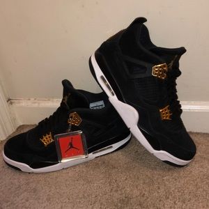 Jordan Royalty Retro 4’s